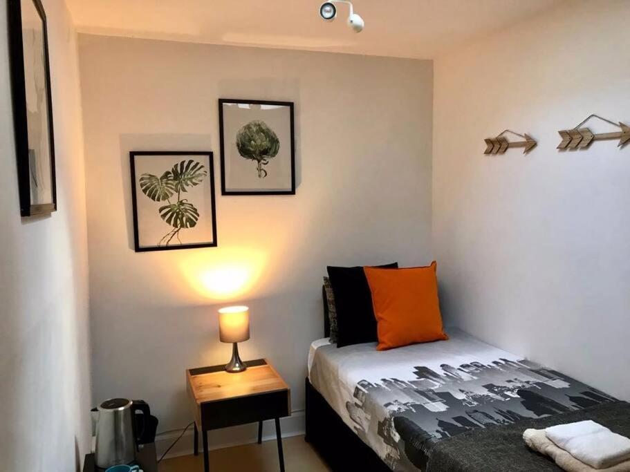 The Kingsview Townhouse - Boutique Hostel Εδιμβούργο Εξωτερικό φωτογραφία